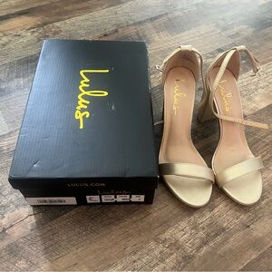 Lulu’s Taylor Gold Heels size 7